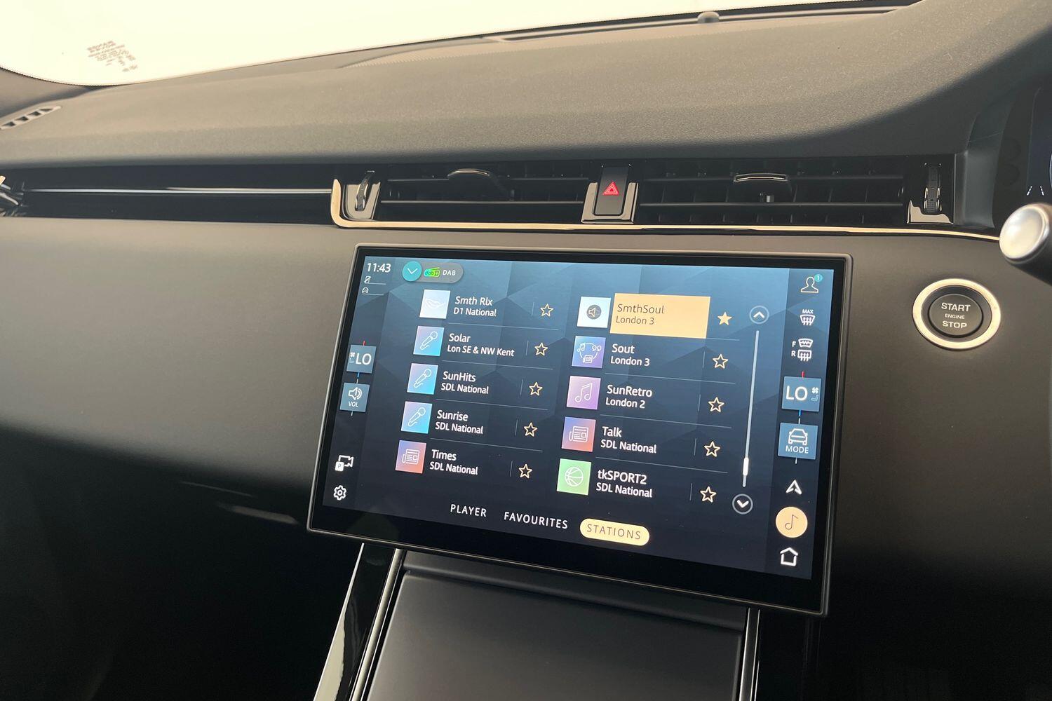 Land Rover Range Rover Evoque view 15