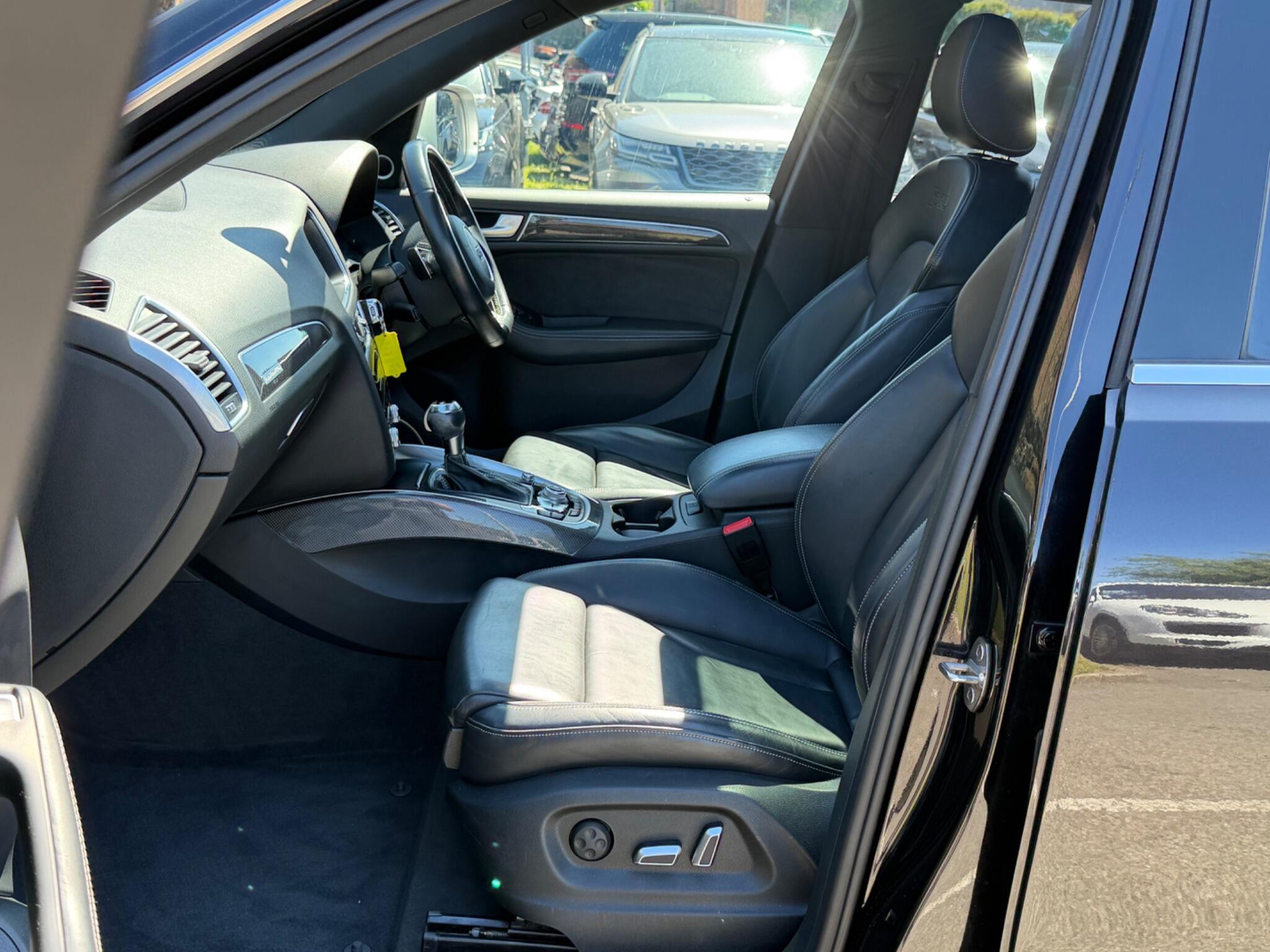 Audi SQ5 view 17