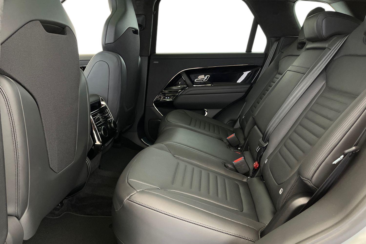 Land Rover Range Rover Sport view 4