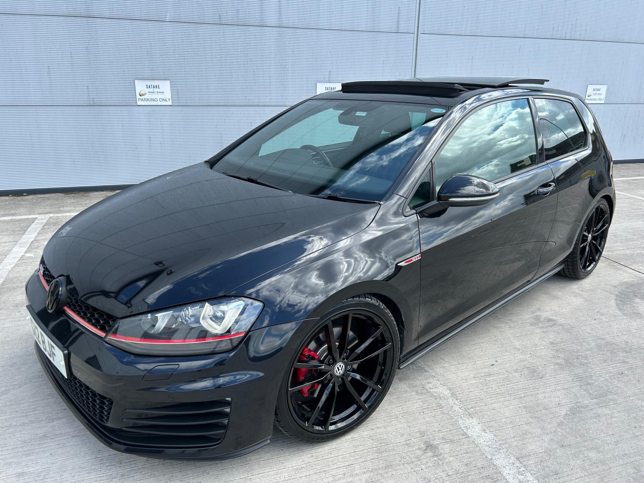 2016 Volkswagen Golf in Black for sale