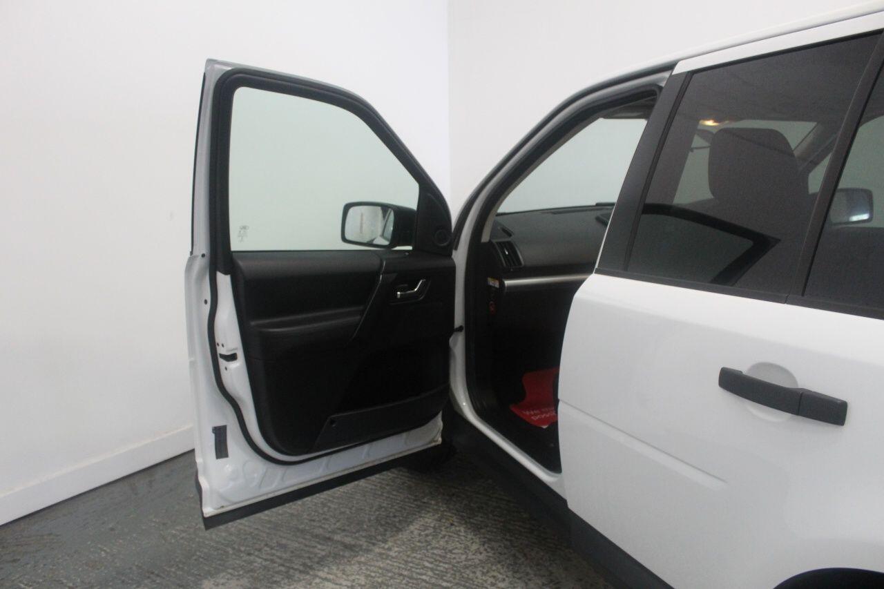 Land Rover Freelander view 27