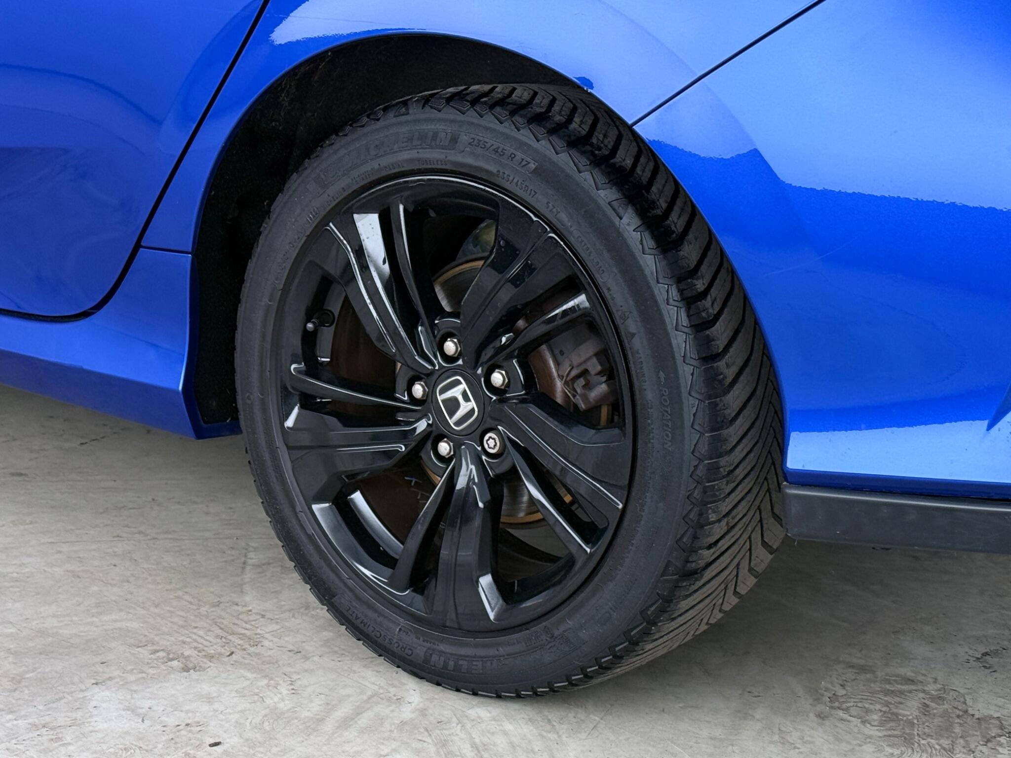 Honda Civic view 9