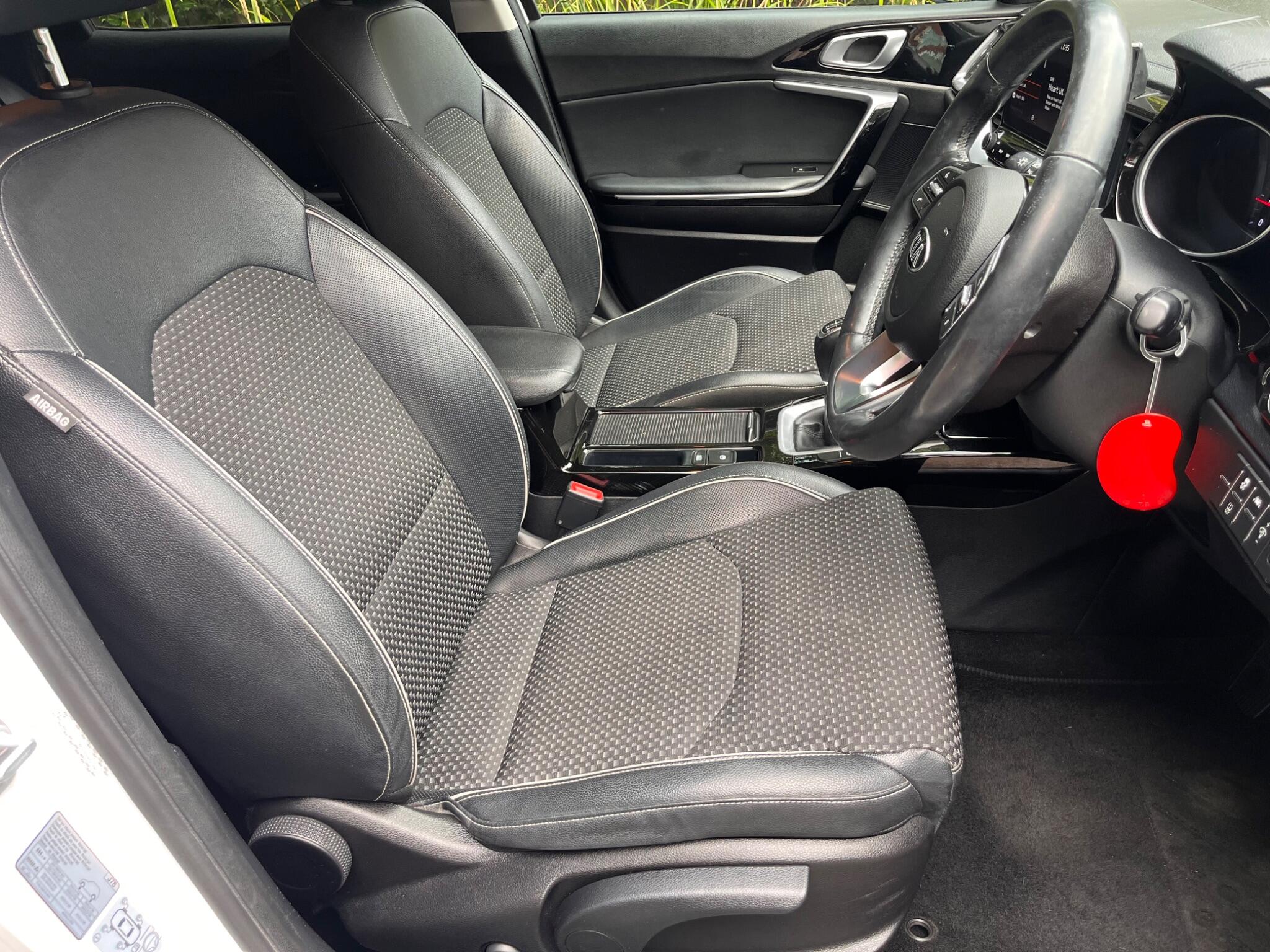 Kia Xceed view 24