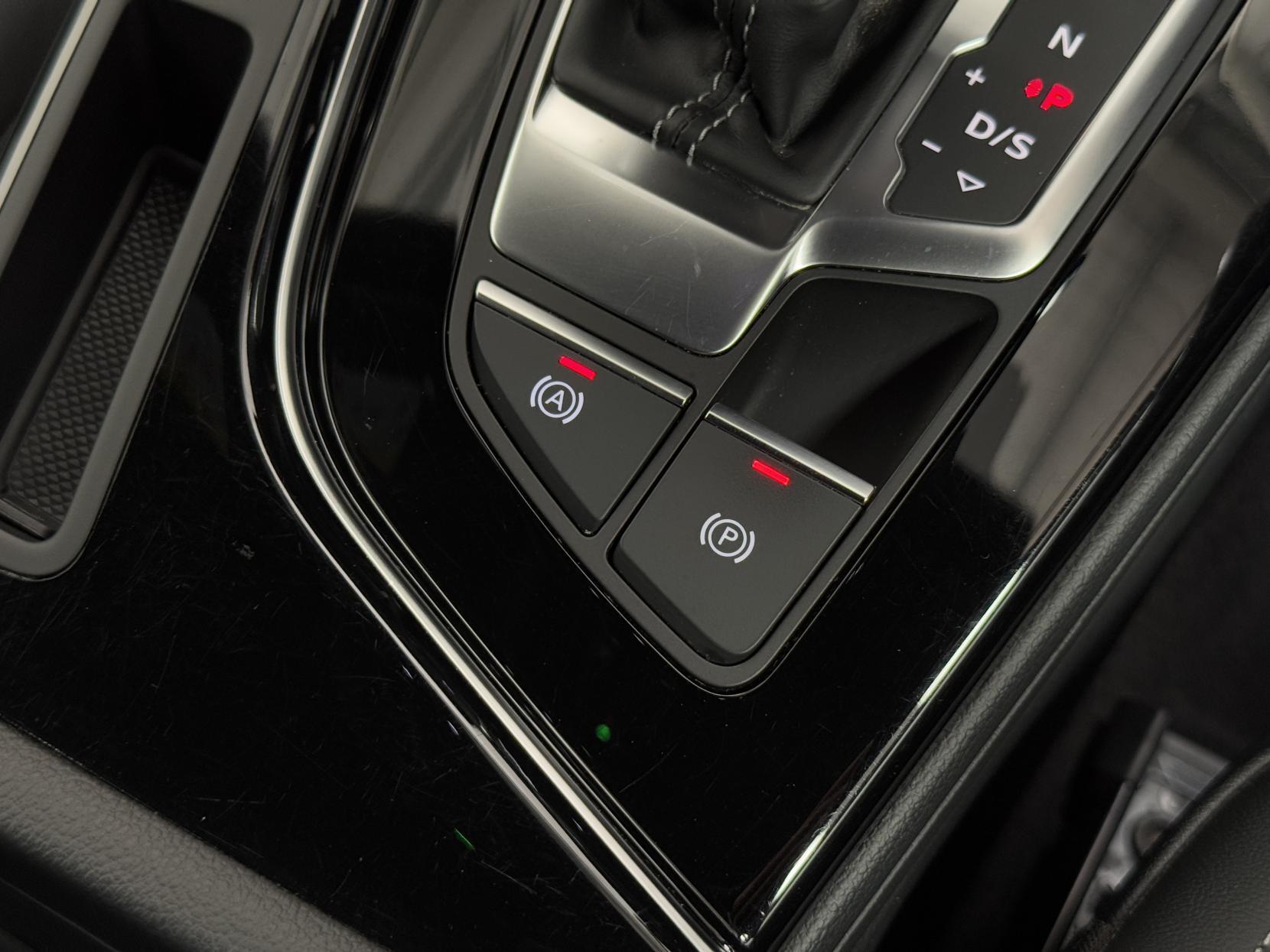 Audi A4 Avant view 29