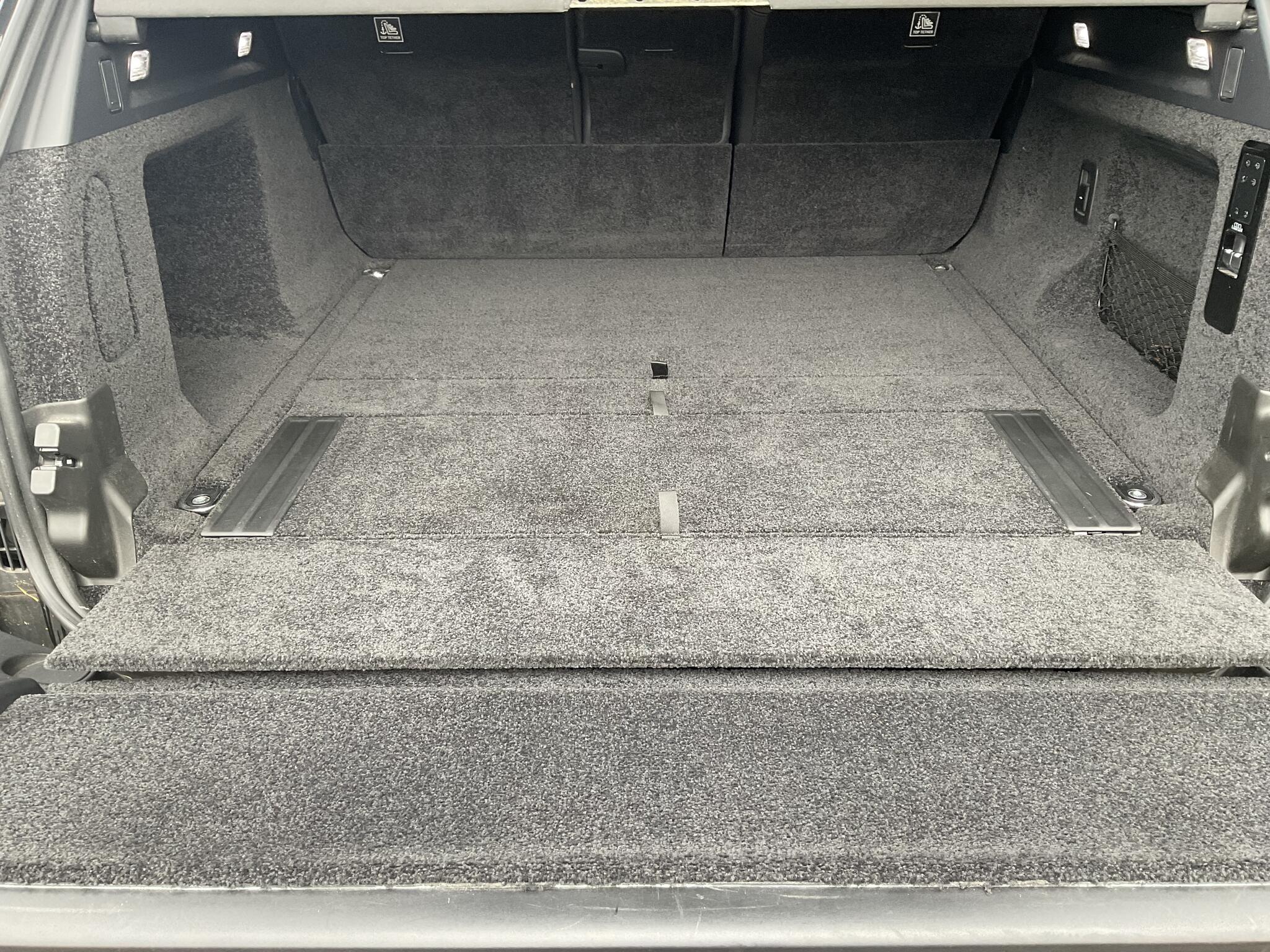 Land Rover Range Rover view 20
