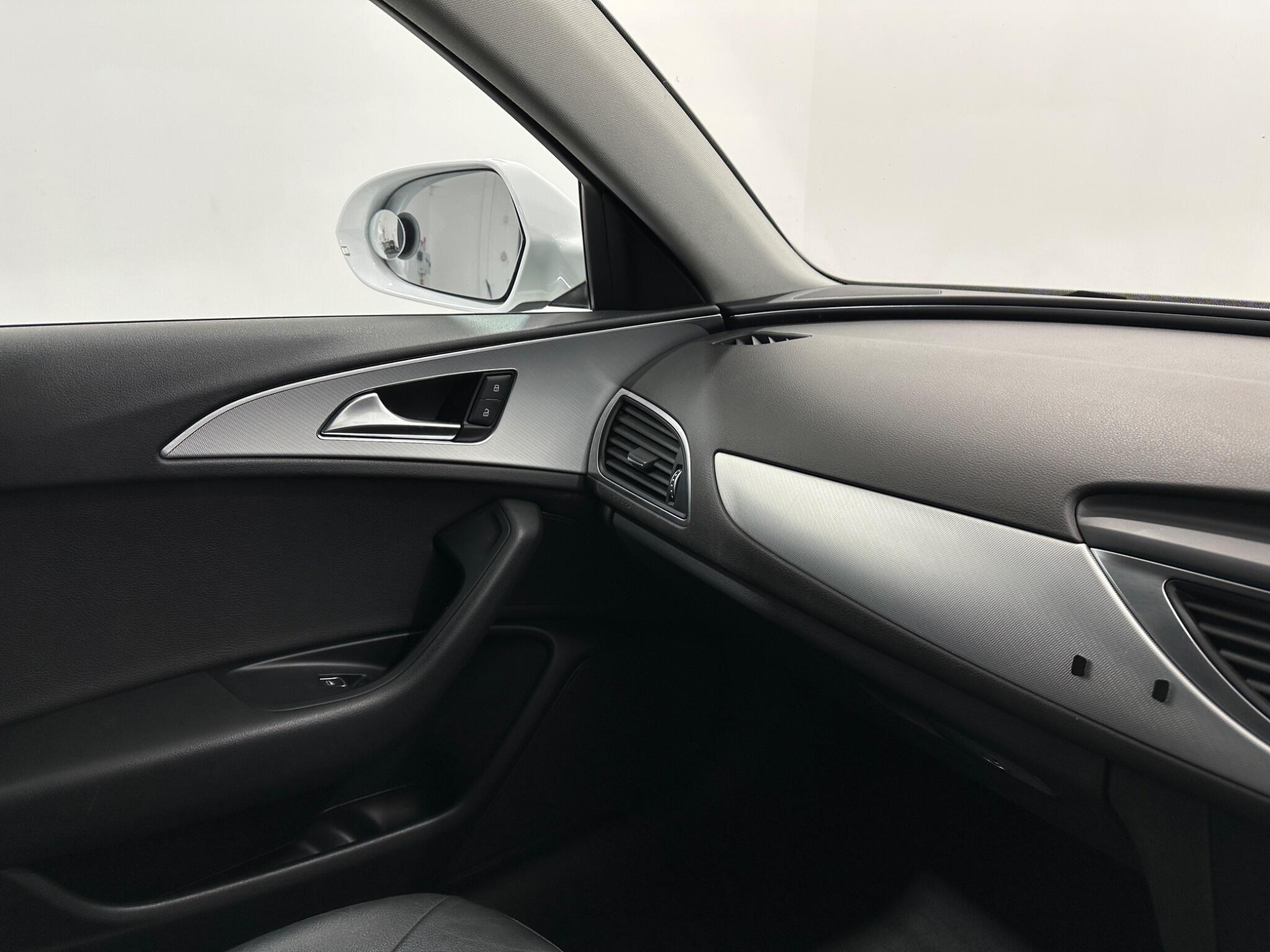 Audi A6 view 27