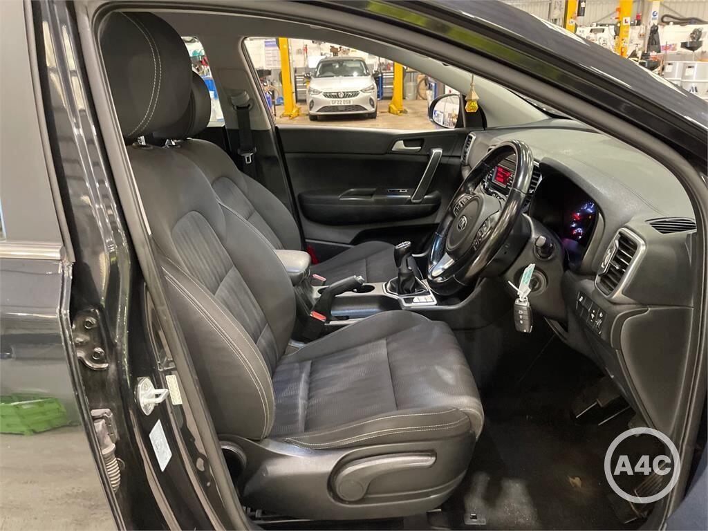 Kia Sportage view 5