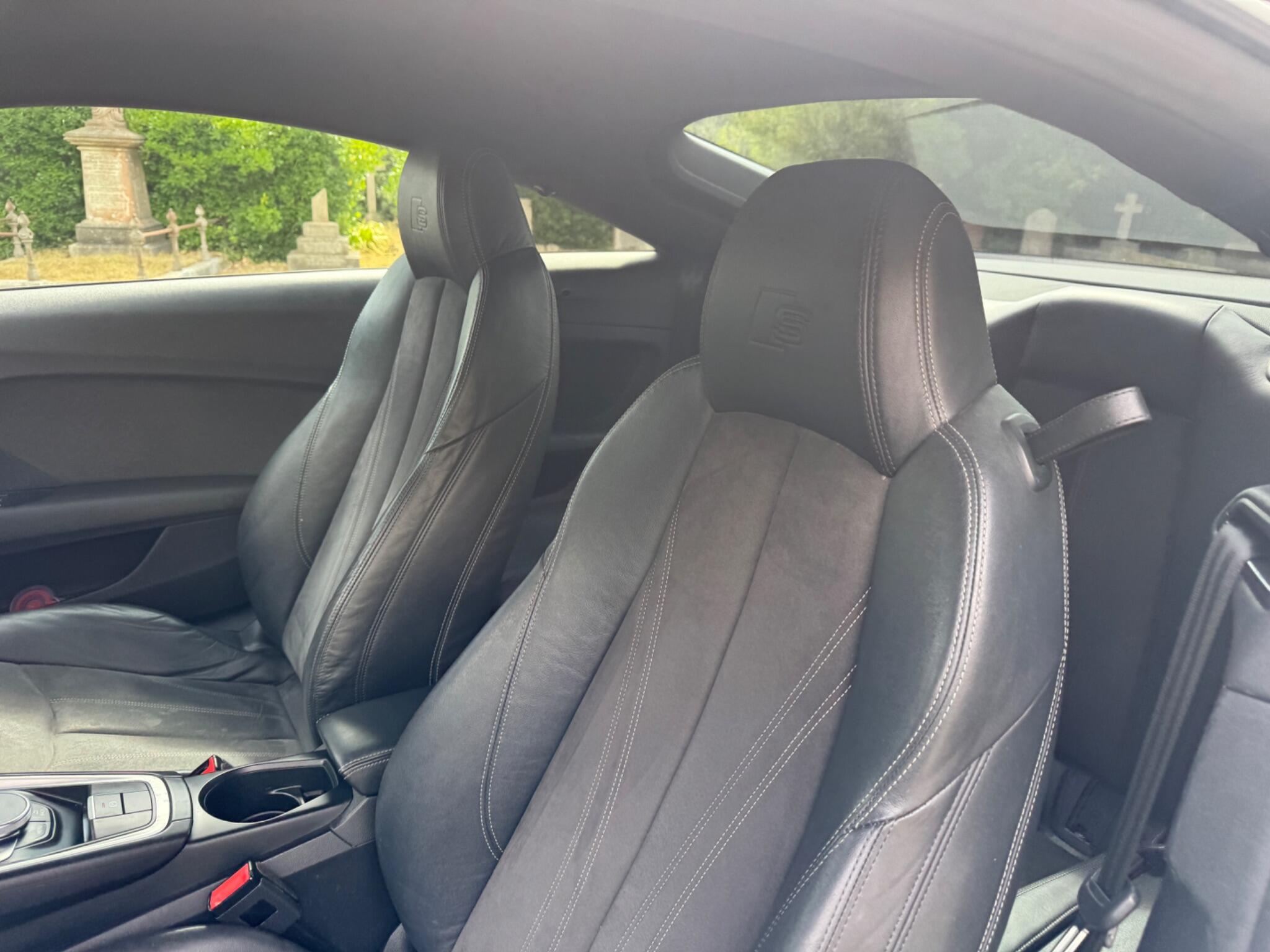 Audi TT view 60