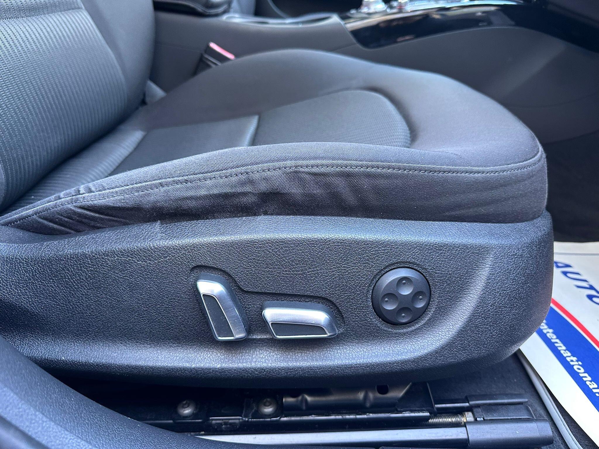 Audi A4 Avant view 44