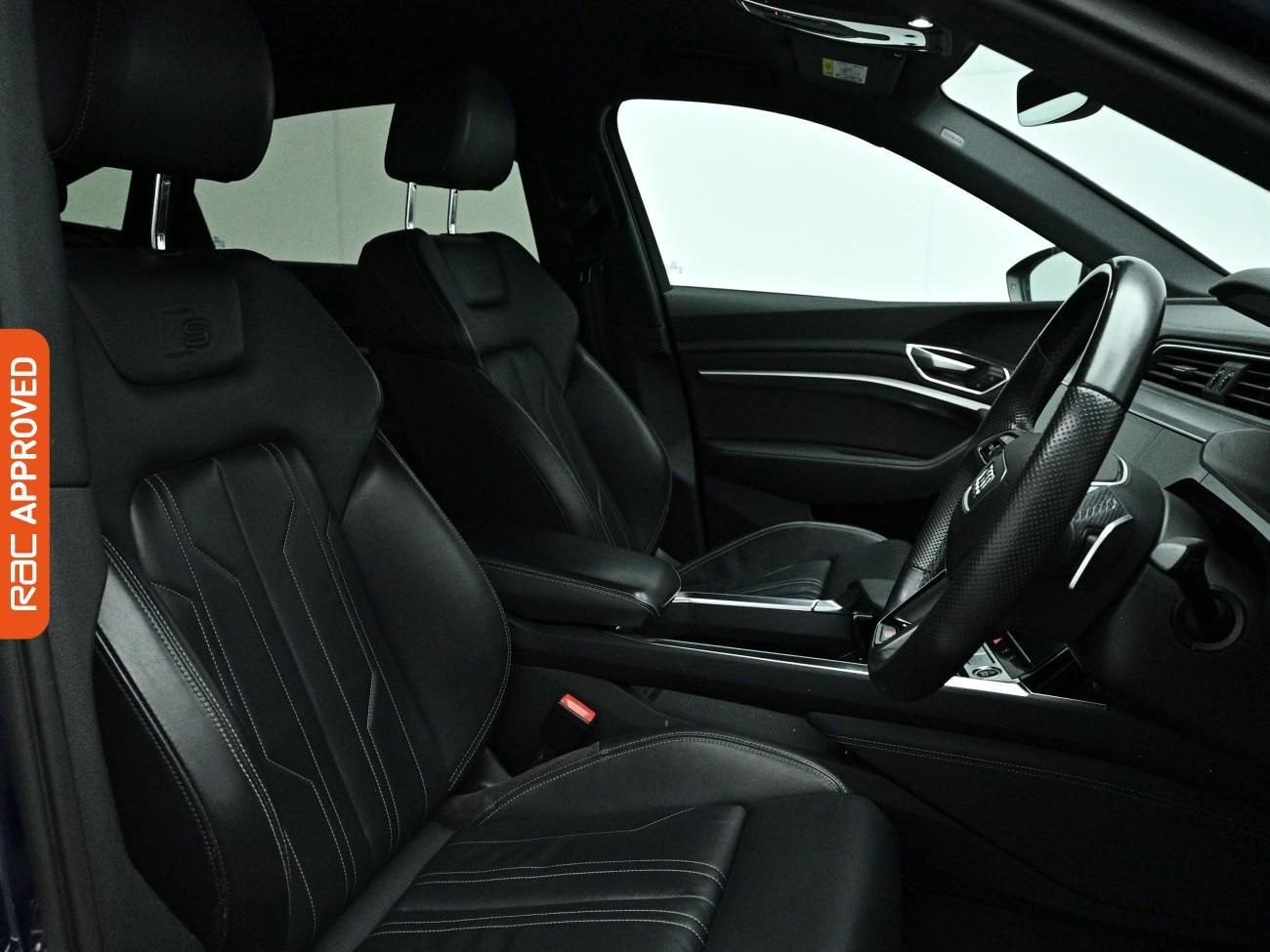 Audi E-Tron view 13