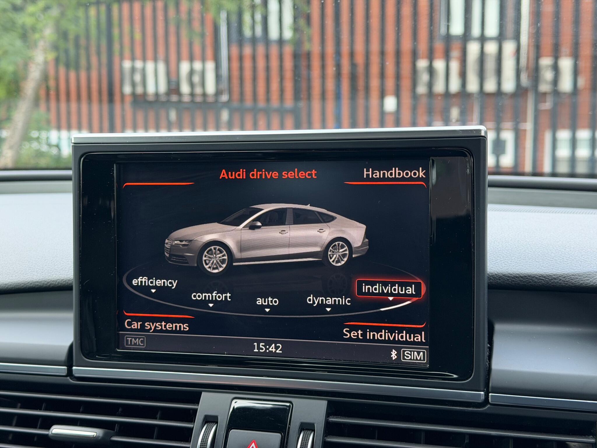 Audi A7 view 33
