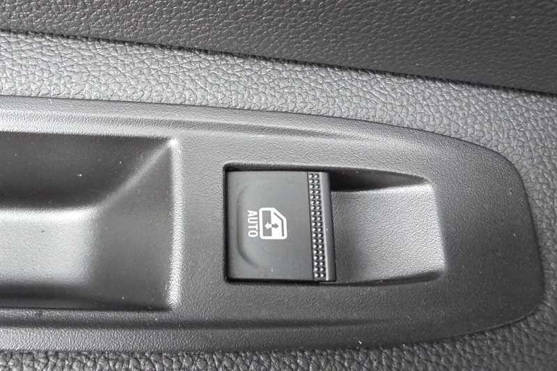 Renault Clio view 27