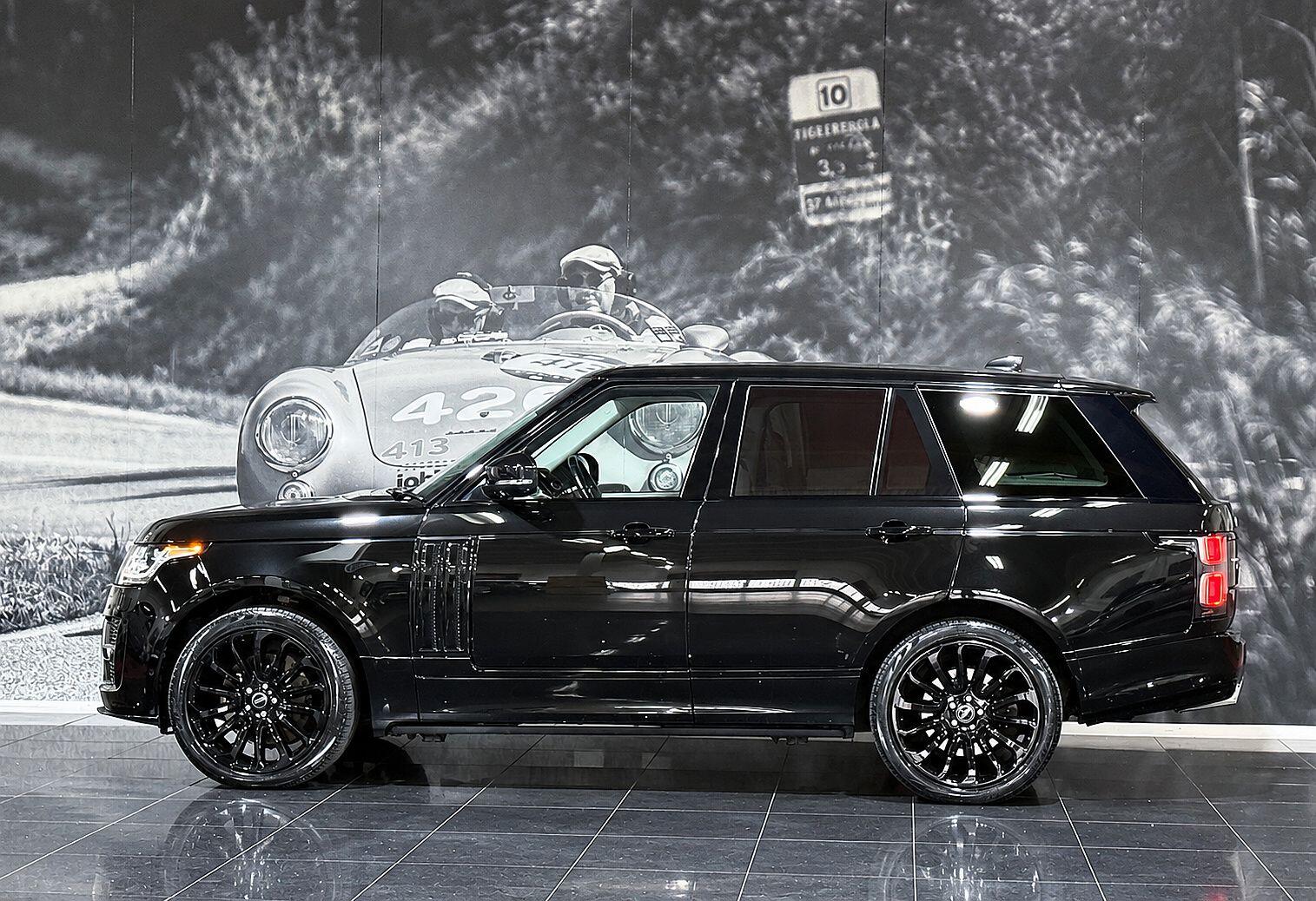 Land Rover Range Rover view 4