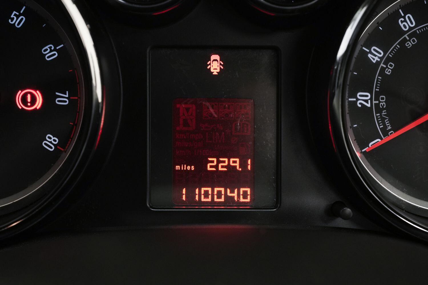 Vauxhall Astra view 20