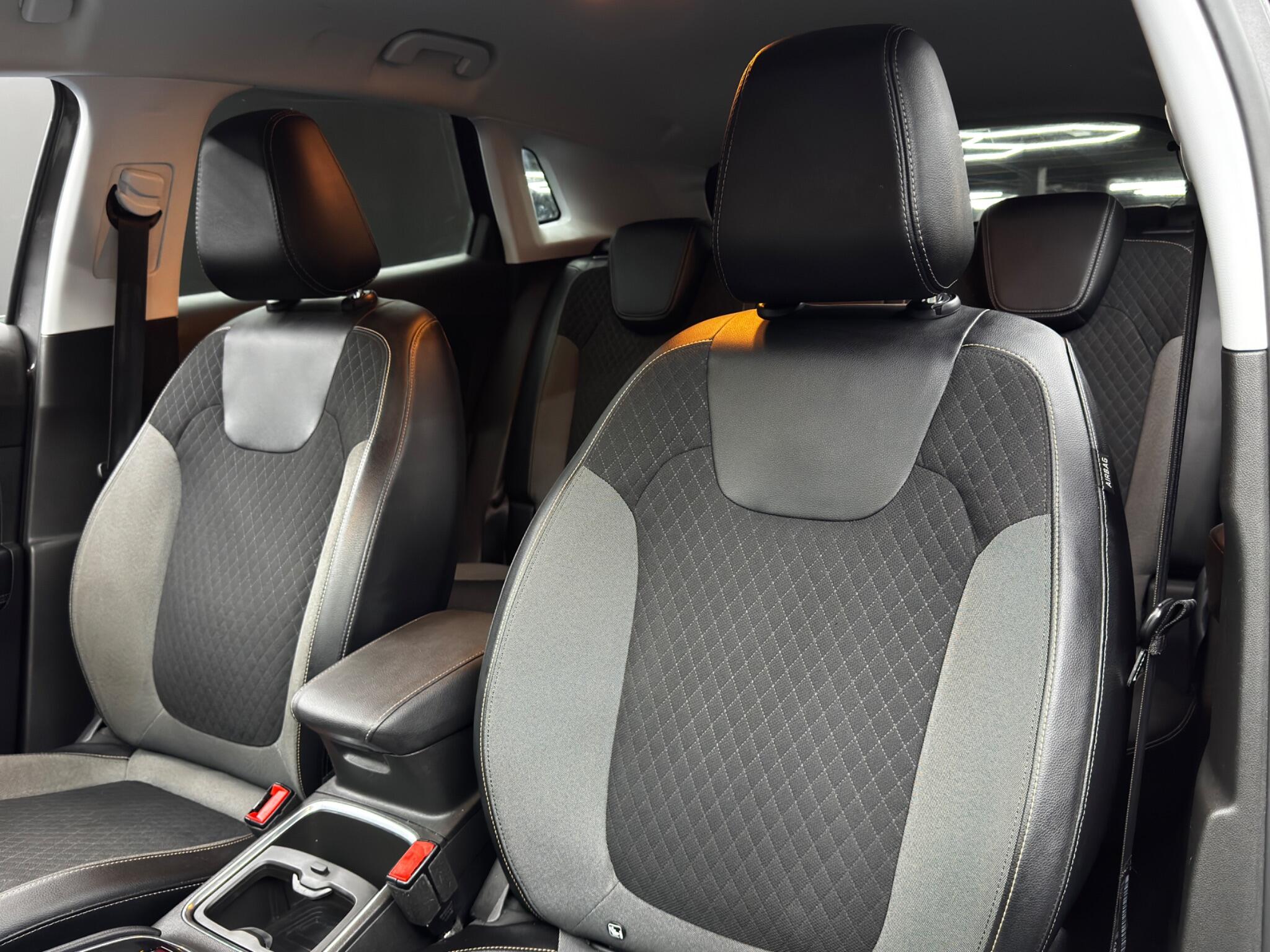 Vauxhall Grandland X view 13