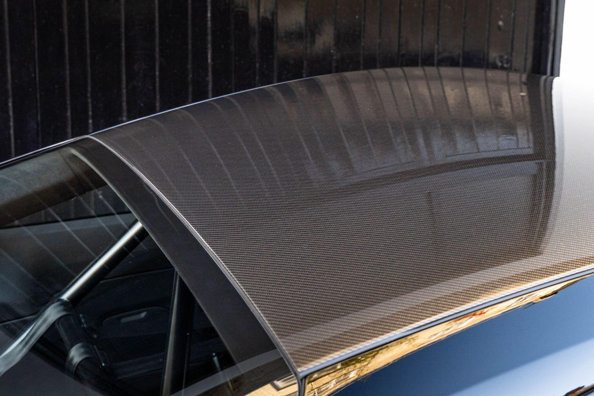Porsche 911 view 67