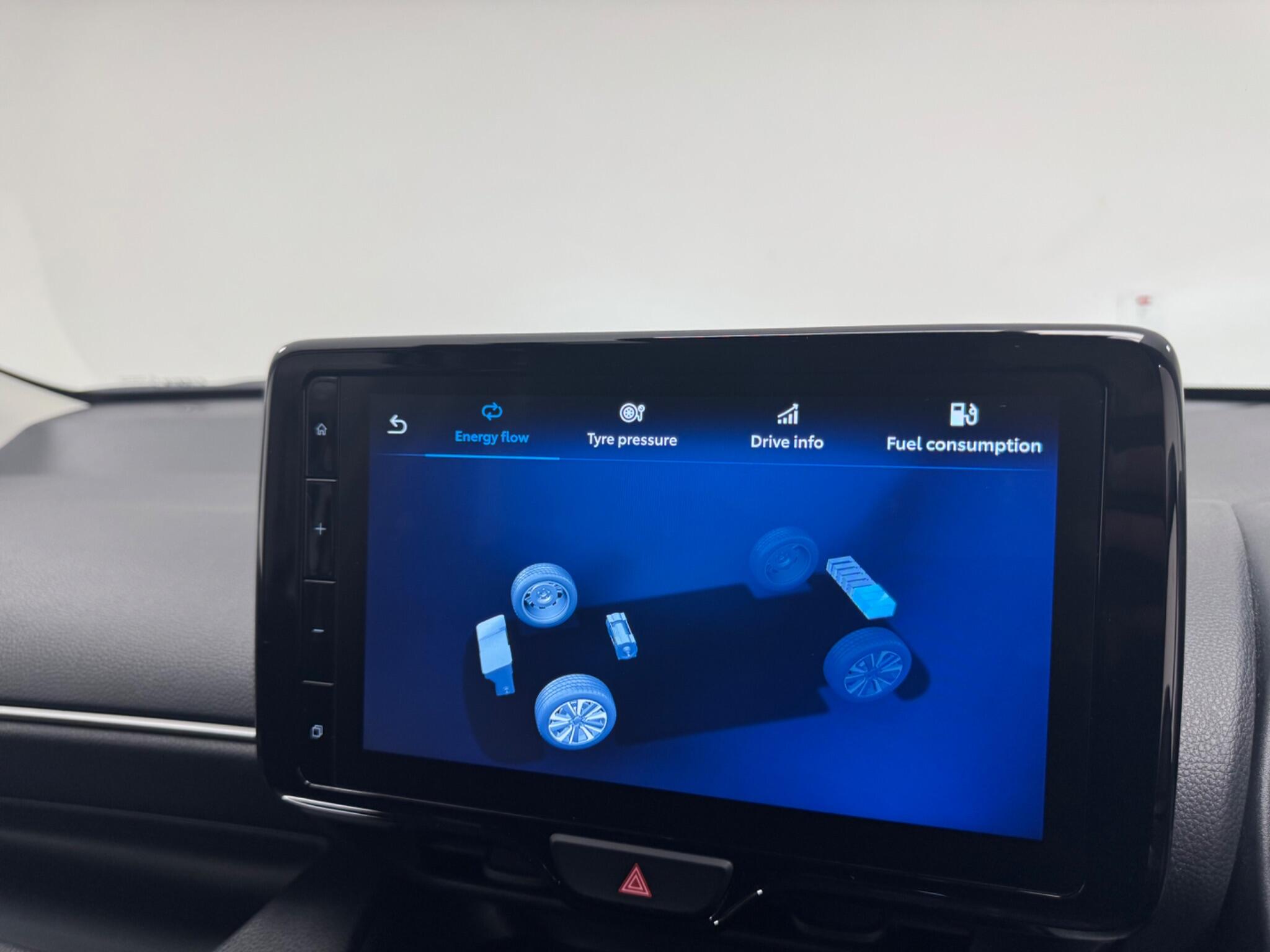 Toyota Yaris view 21