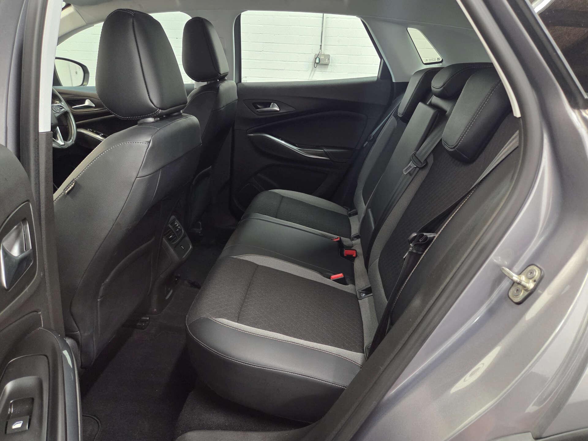 Vauxhall Grandland X view 24