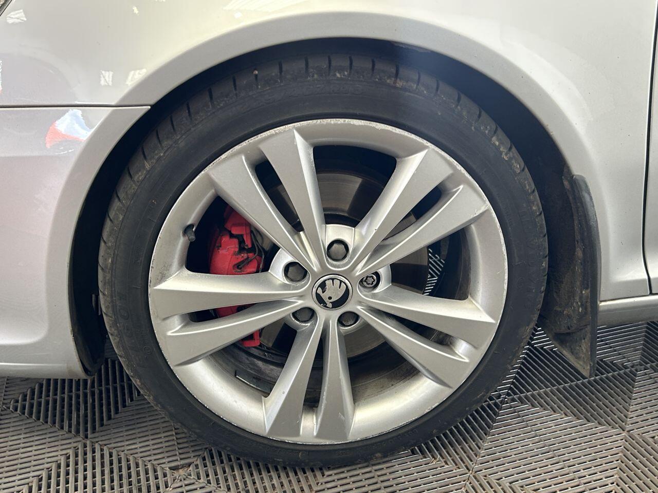 Skoda Octavia view 16