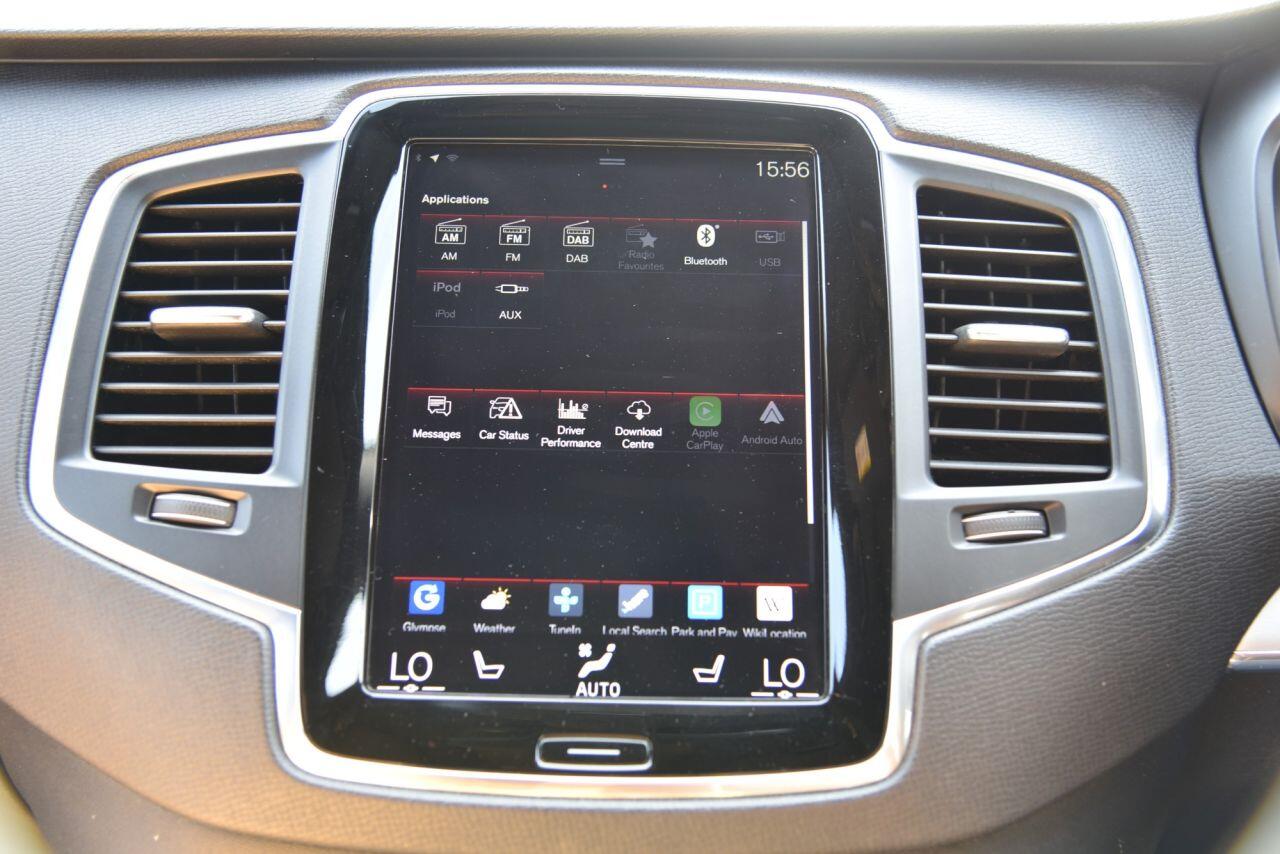 Volvo XC90 view 42