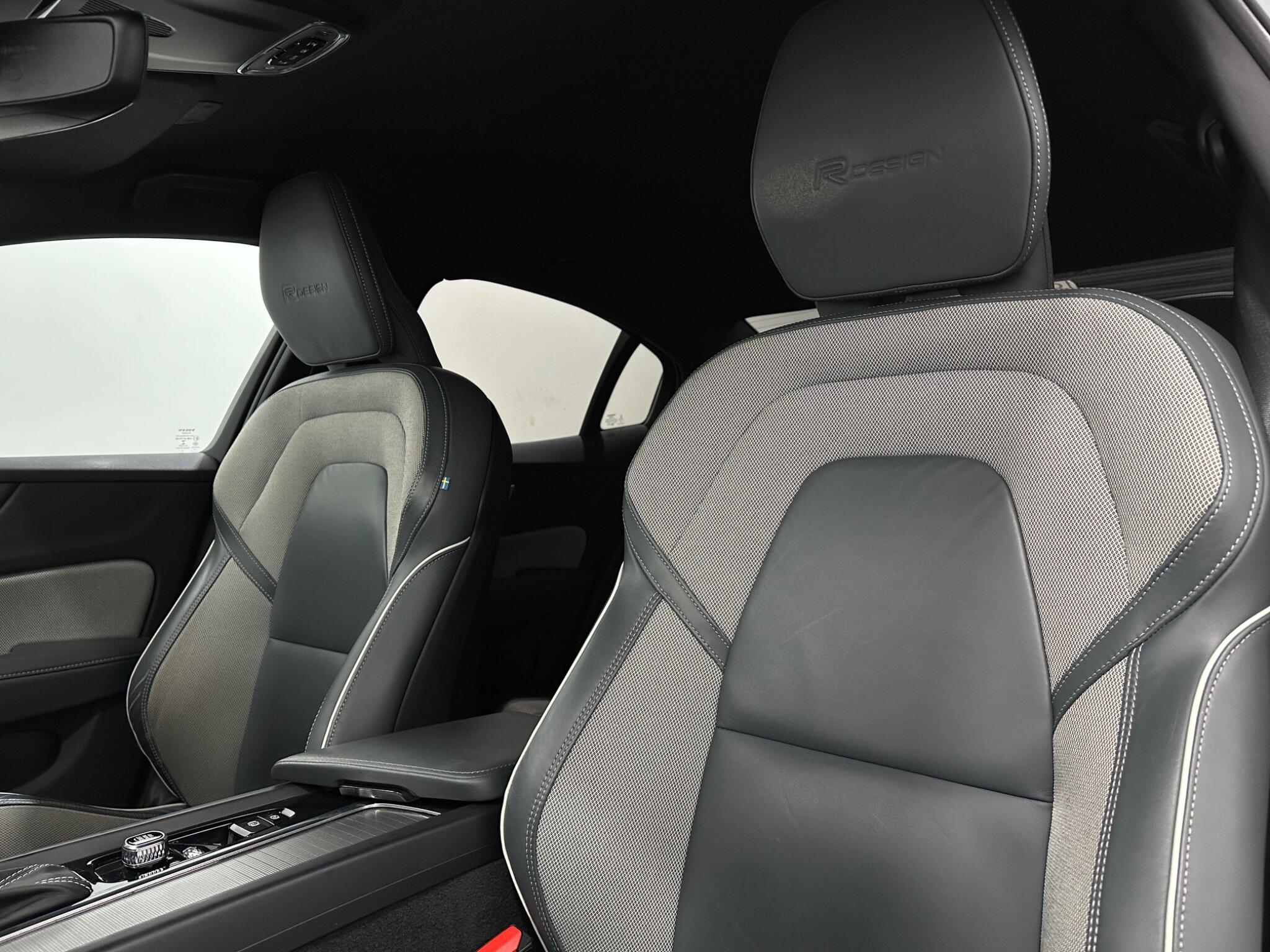 Volvo S60 view 35