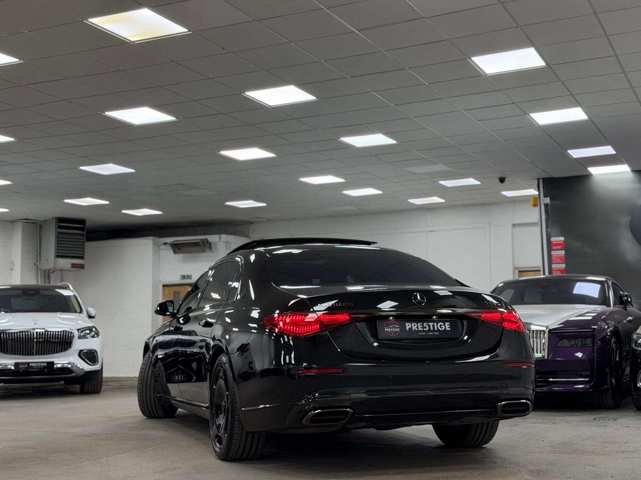Mercedes-Benz S-Class view 49