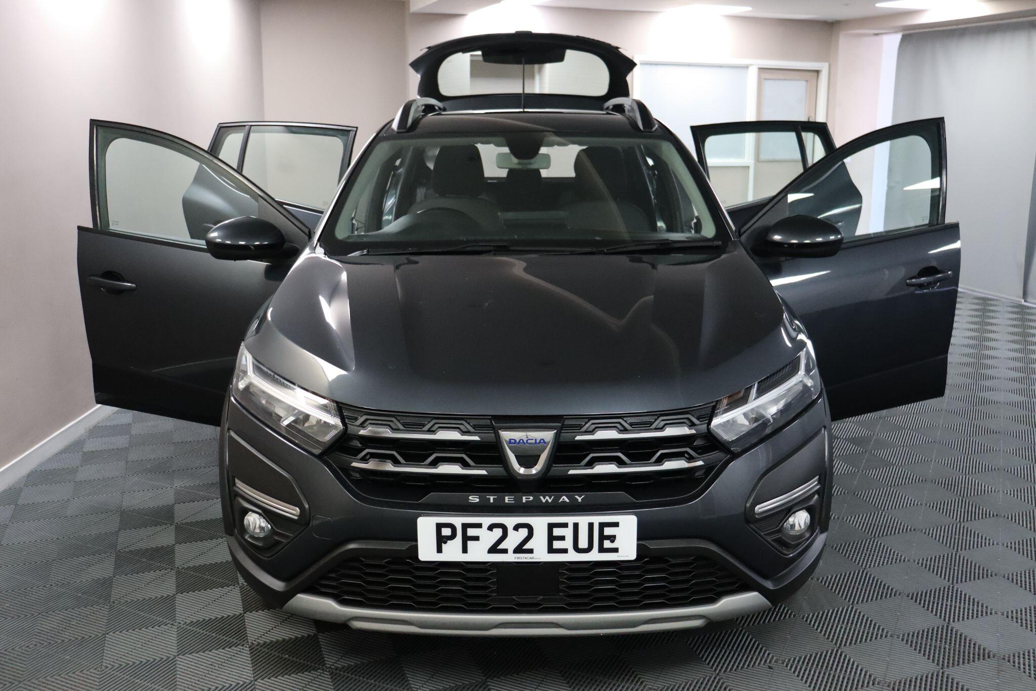 Dacia Sandero view 7