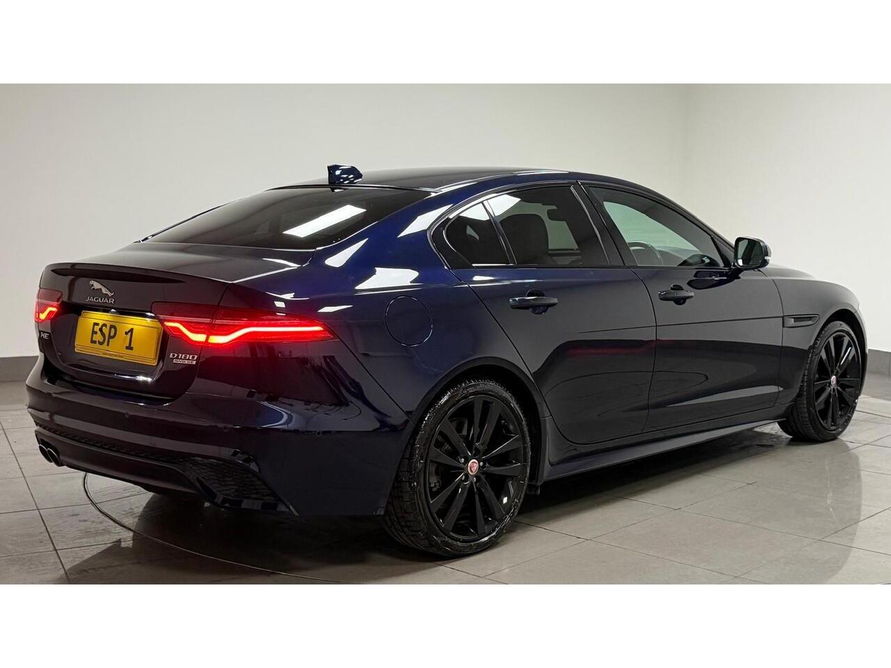 Jaguar Xe view 8