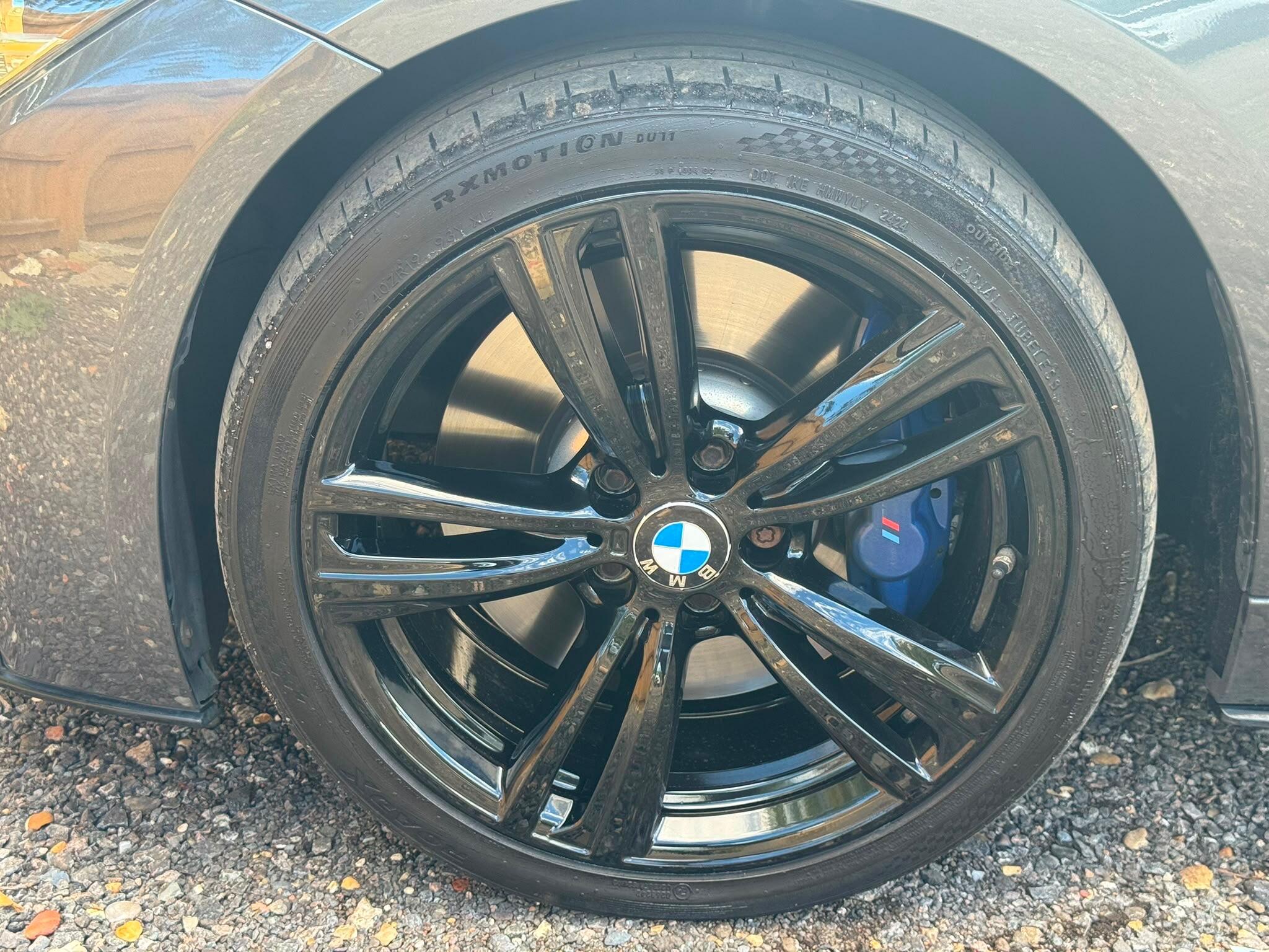 BMW 3 Series view 46