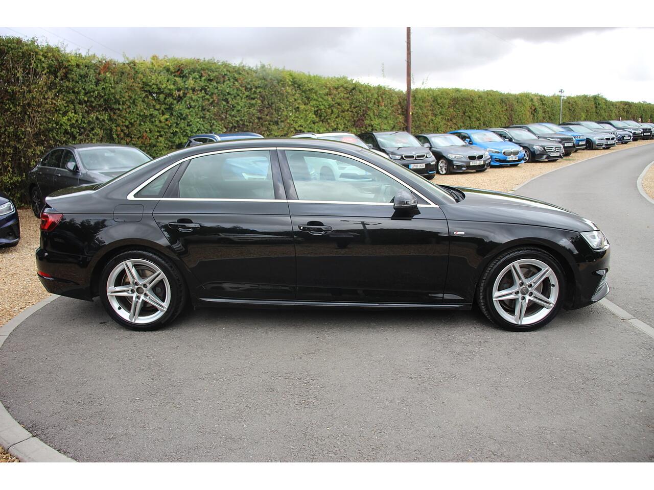 Audi A4 view 7