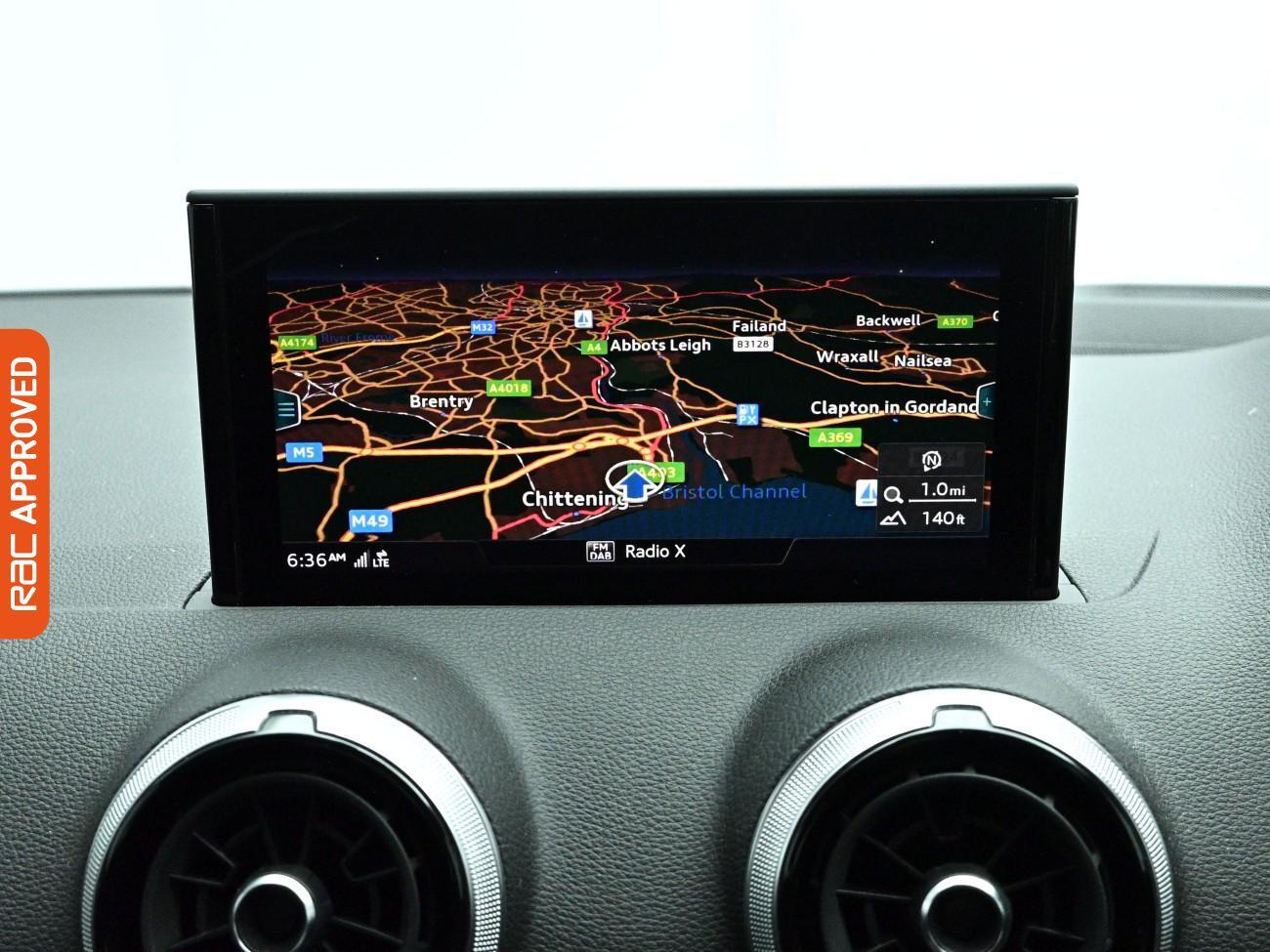 Audi Q2 view 3
