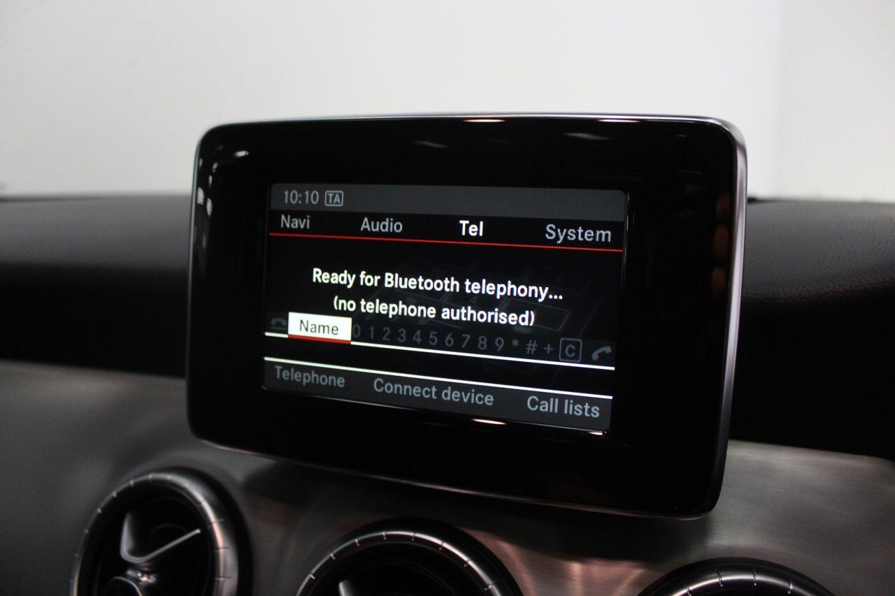 Mercedes-Benz Cla view 37