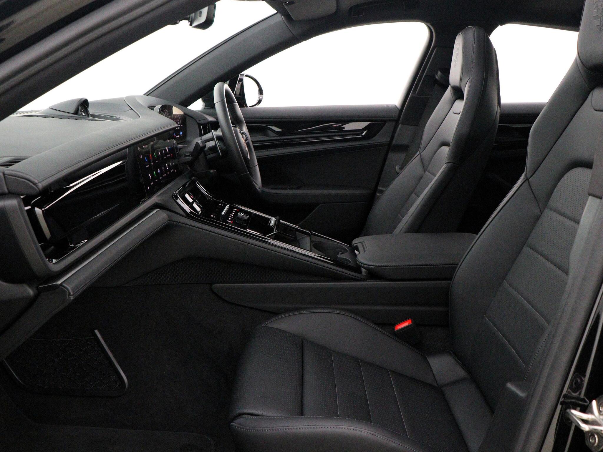 Porsche Panamera view 33