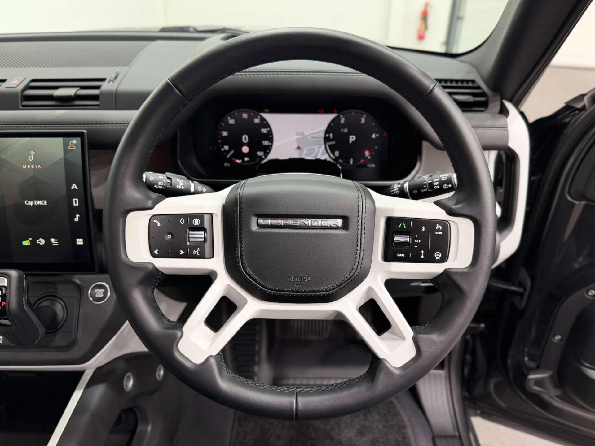 Land Rover Defender view 21