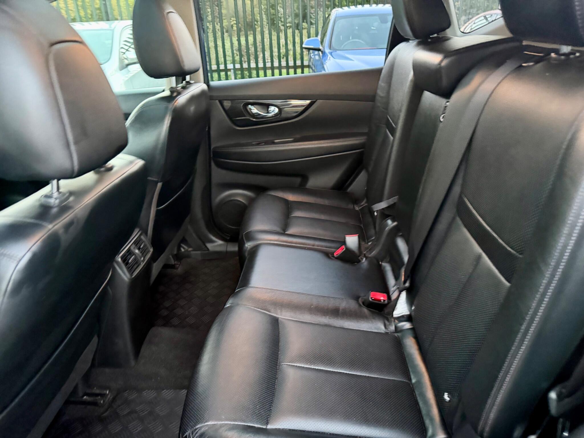 Nissan X-Trail view 29