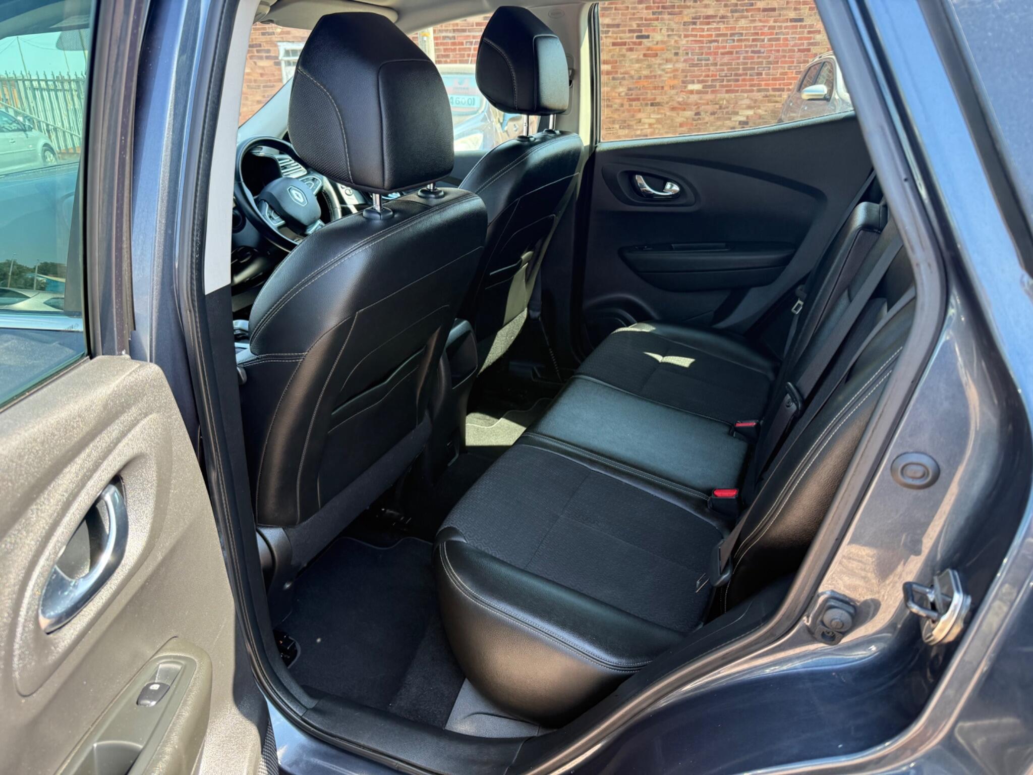 Renault Kadjar view 28