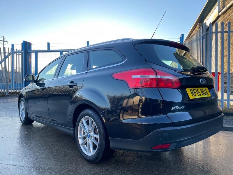 2015 Ford Focus image 4