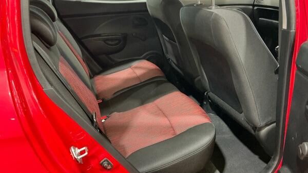 Kia Picanto view 8