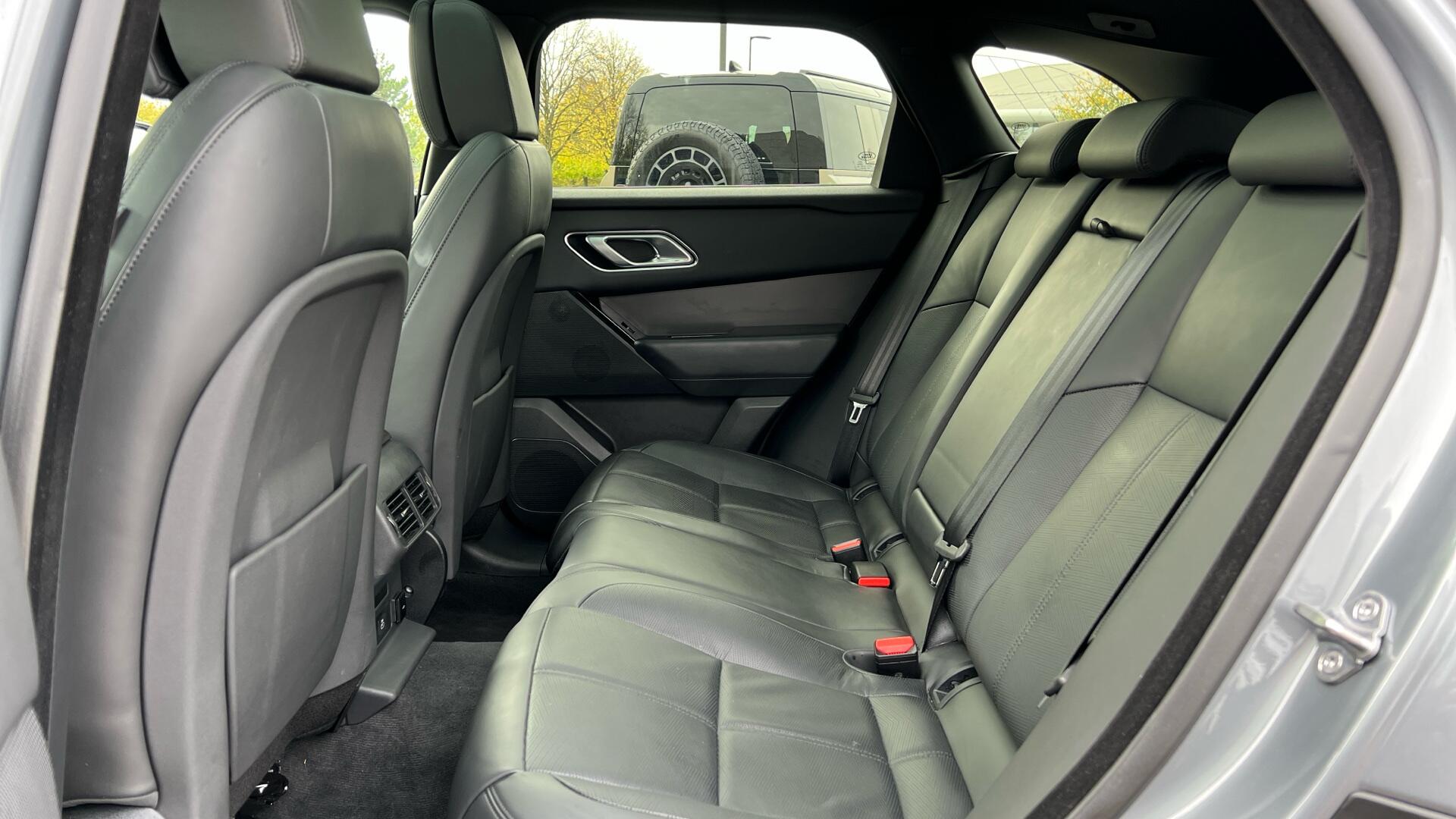 Land Rover Range Rover Velar view 4