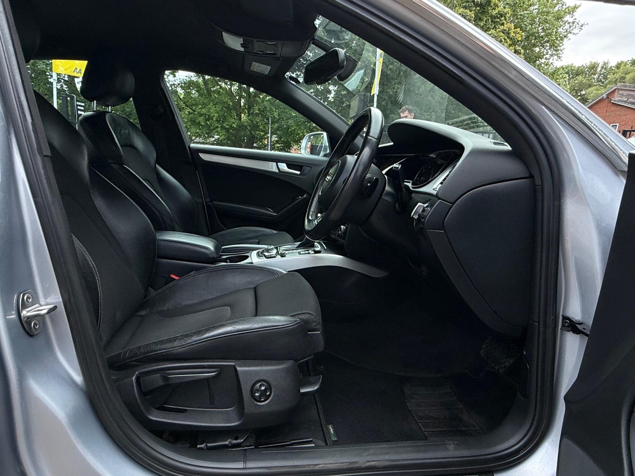 Audi A4 view 17