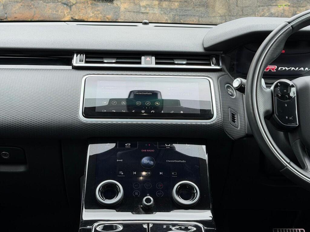 Land Rover Range Rover Velar view 29