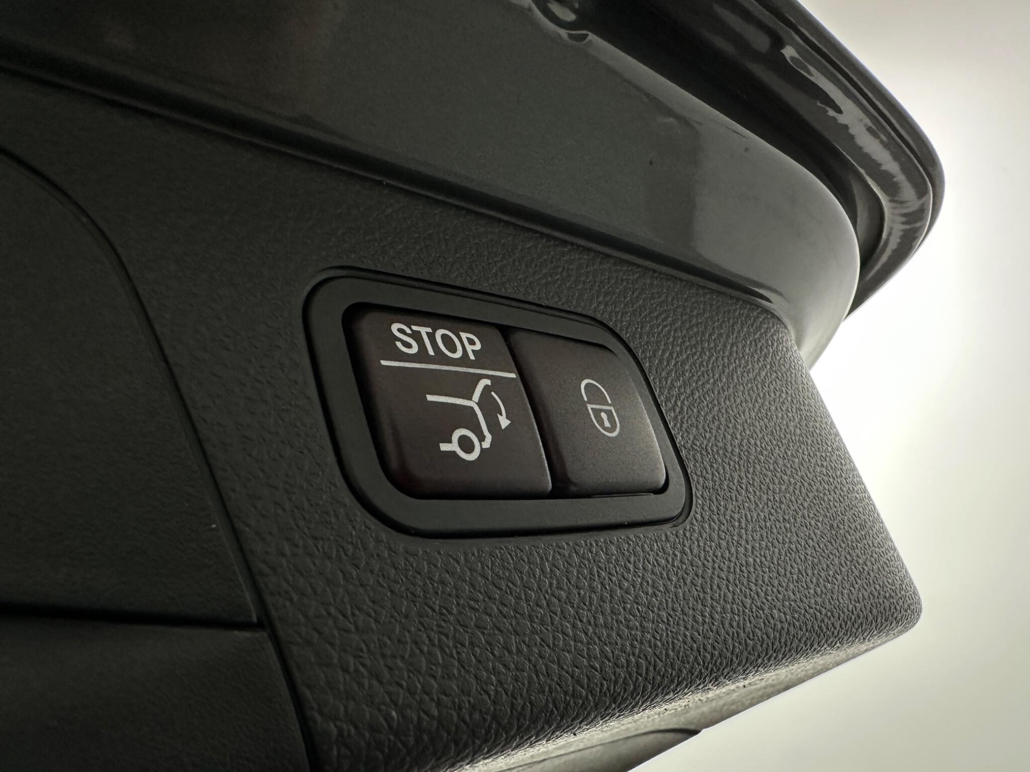 Mercedes-Benz GLC view 49