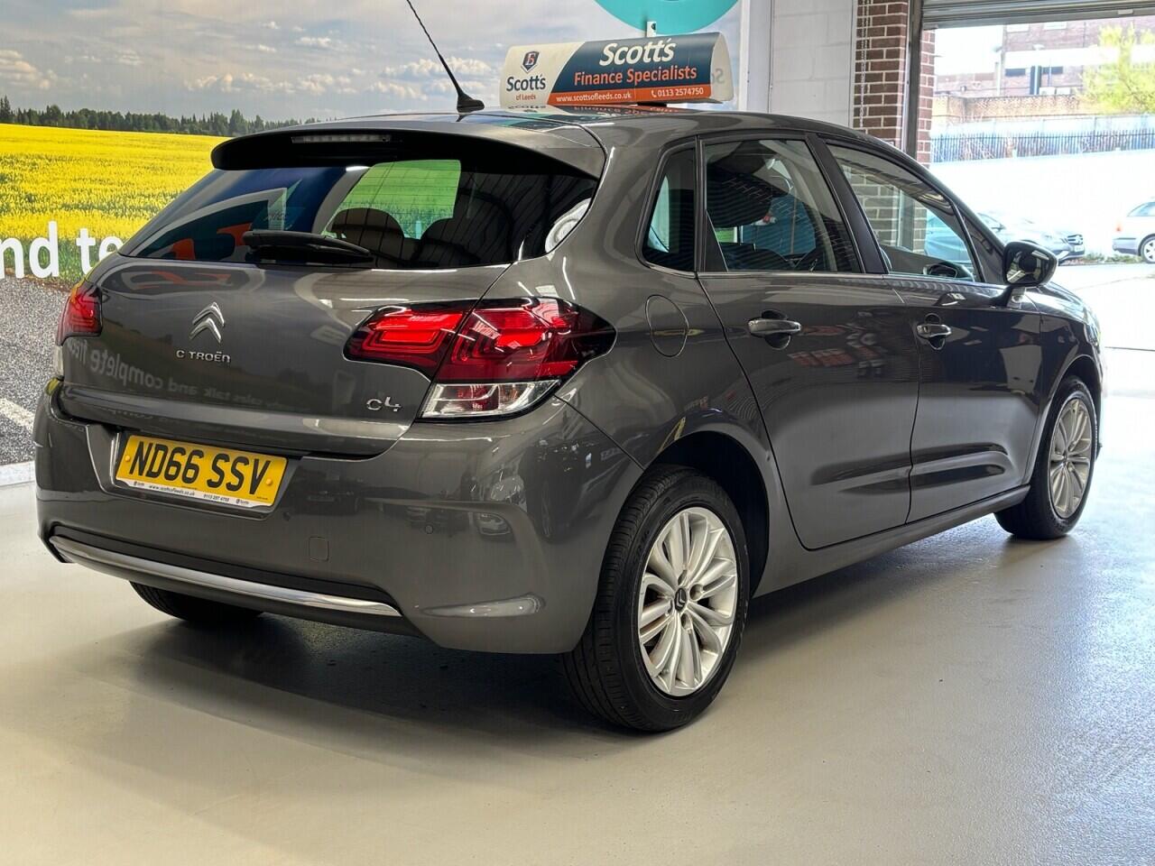 Citroen C4 view 5