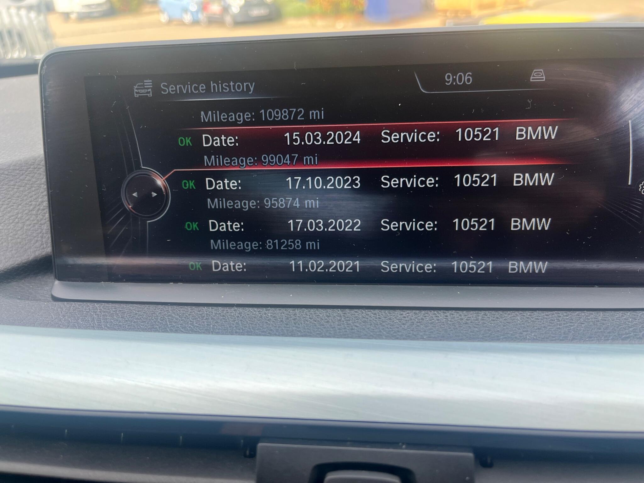 BMW 3 Series view 35