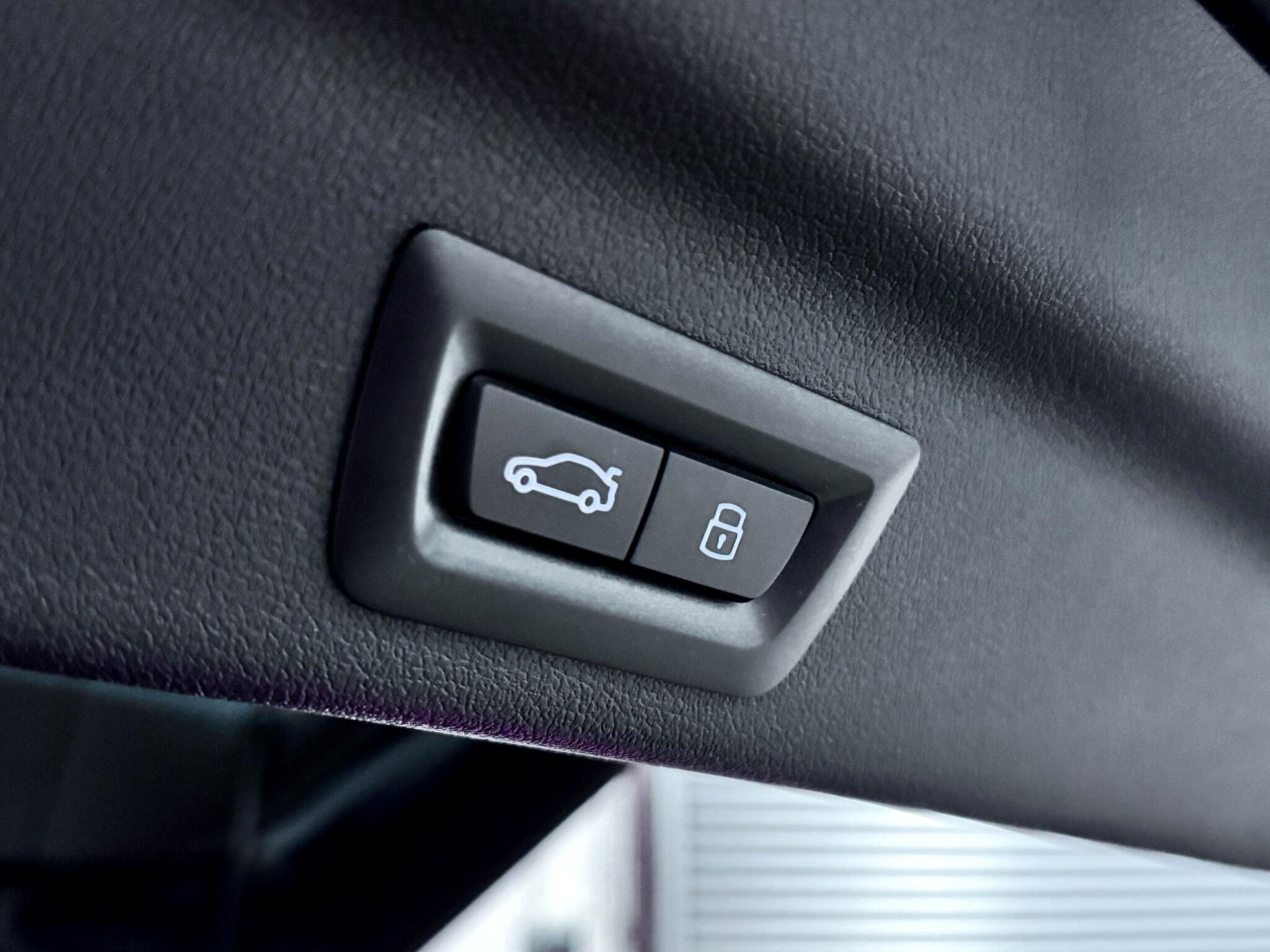 BMW X1 view 13