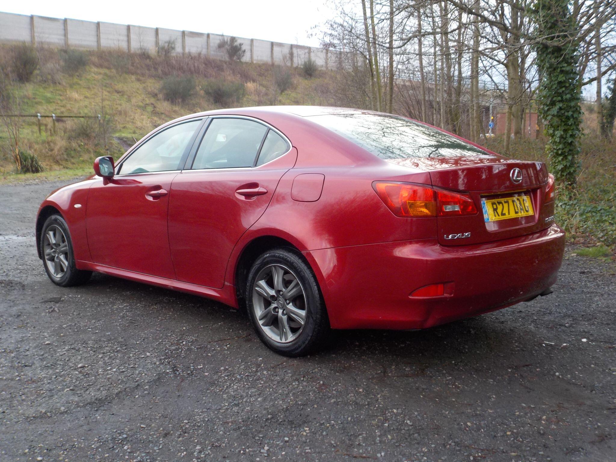 Lexus IS 2.2 220TD 4dr