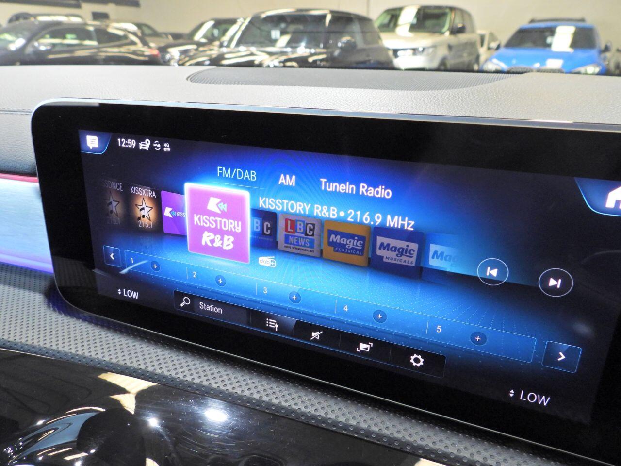 Mercedes-Benz A Class view 30