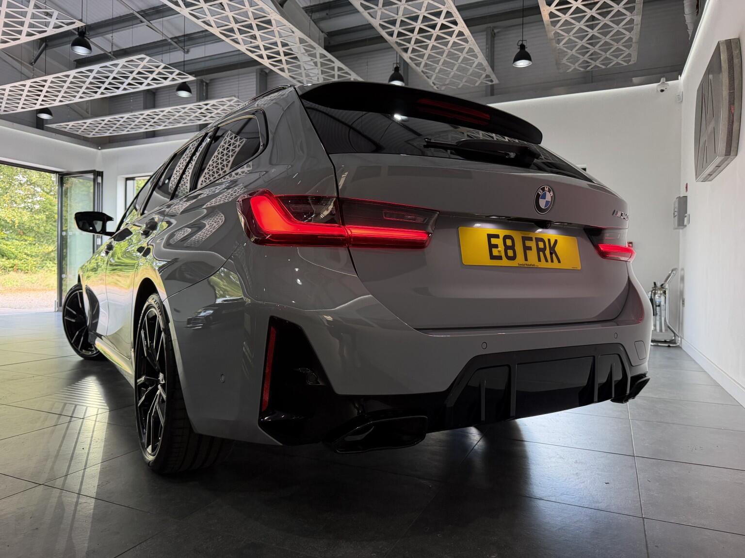 BMW 3 Series view 7