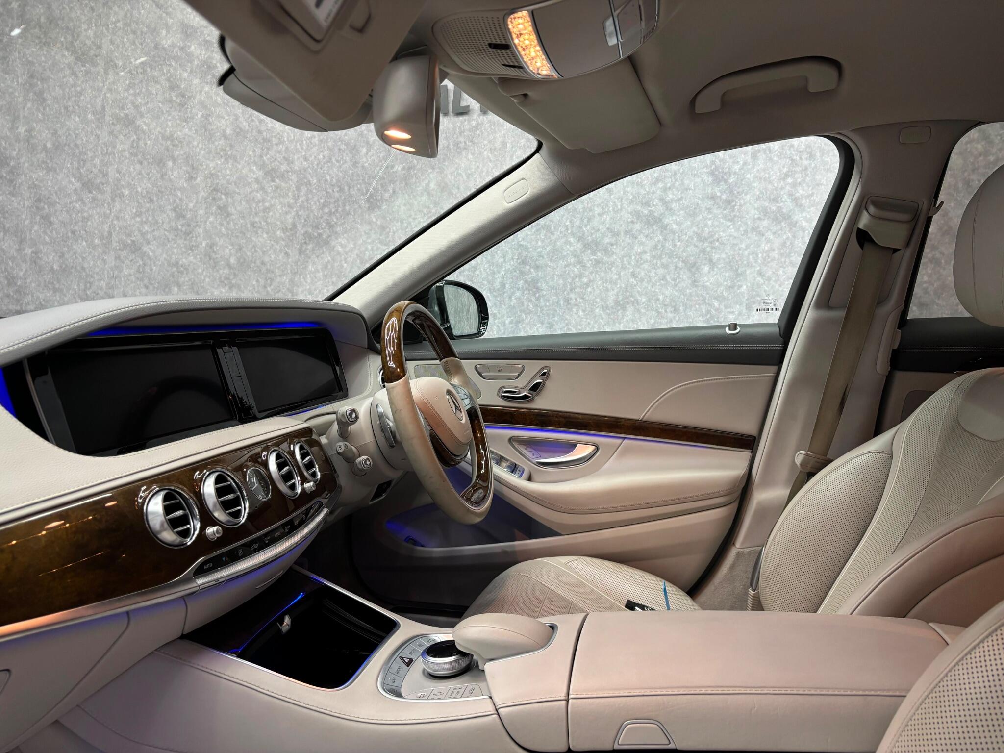 Mercedes-Benz S Class view 38