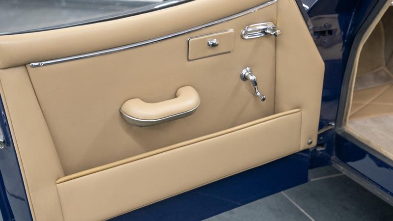 Jaguar XK150 view 26